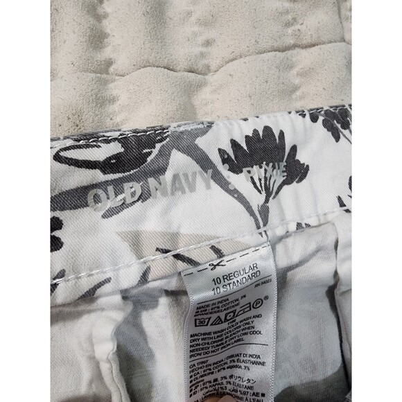 Old Navy Pixie Casual Shorts Women's Size 10 Floral Leaves Print Ivory Gray - Picture 5 of 6